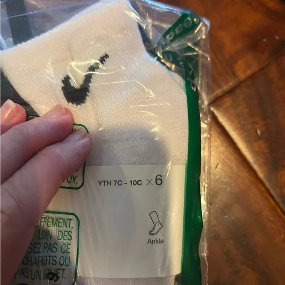 Brand new! Nike Cushioned Baby Socks - Black, white, and Gray. 18 pairs - Picture 3 of 6